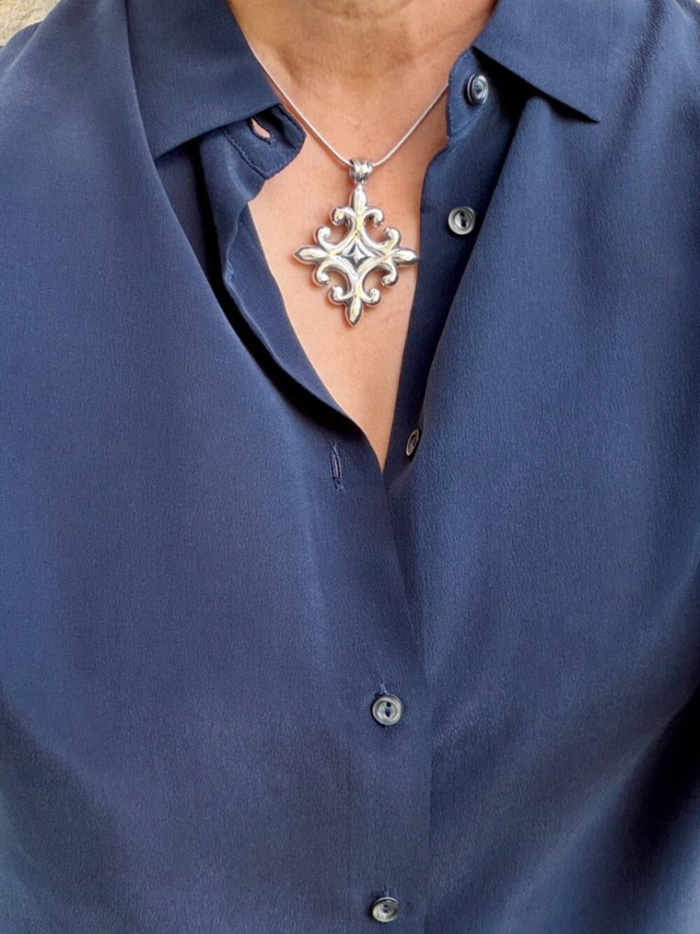 Sterling Silver Fleur de Lis Pendant Vintage Ornate Statement Piece 23.34 Grams